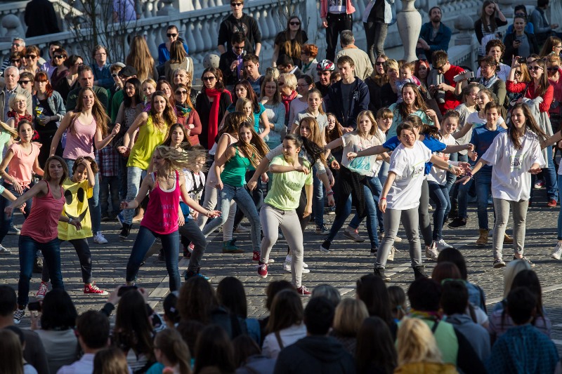 Video! Tudi Slovenija ima svoj Happy video