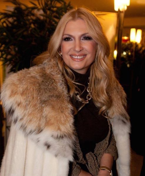 Helena Blagne ljubi tujca
