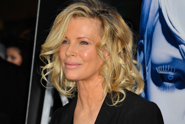 Kim Basinger: Kako ji to uspeva?