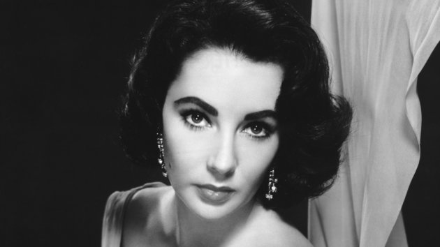Elizabeth Taylor: Prevzela je krono Michaelu Jacksonu
