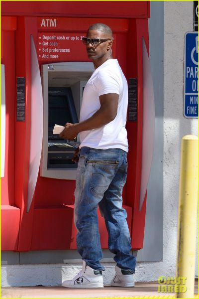 Jamie Foxx: Zanikal karkoli s Katie Holmes
