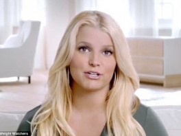 Jessica Simpson zlomljena zaradi ločitve staršev