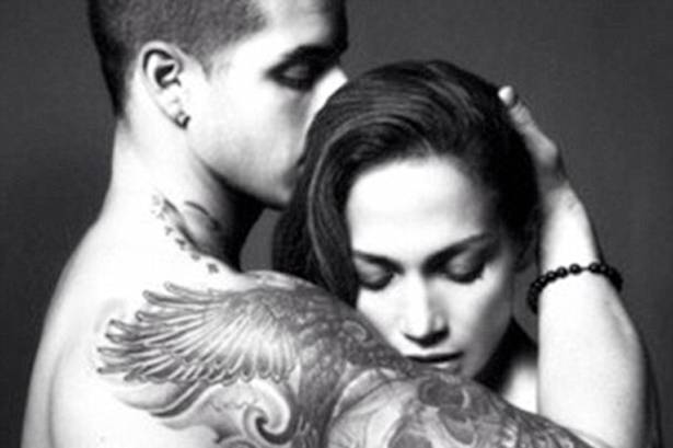 FOTO Jennifer Lopez v objemu mladega ljubčka
