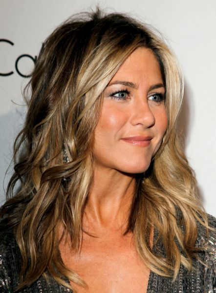 Jennifer Aniston le korak pred posovjitvijo