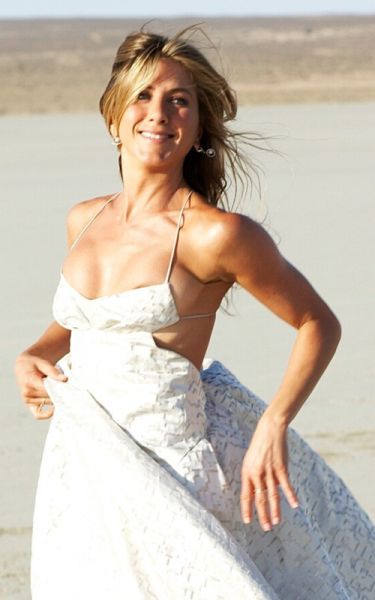 FOTO Jennifer Aniston in njeno pobeglo oprsje