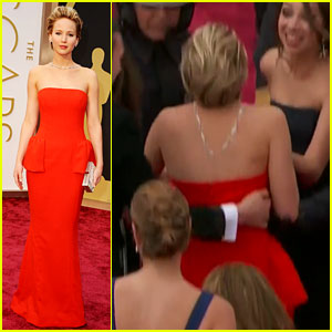 Kaj takšnega! Jennifer Lawrence: Letos je spet padla!
