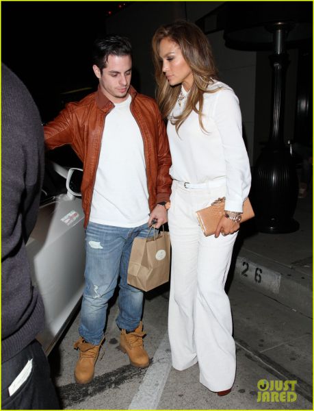 Jennifer Lopez: Je njen Casper gentleman ali copata?