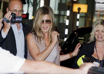 ŠOK Jennifer Aniston je tarča psihopatskega oboževalca
