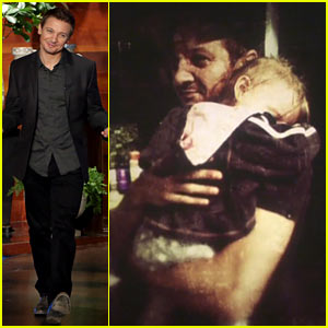 Foto! Jeremy Renner je pokazal svojo malo Avo!