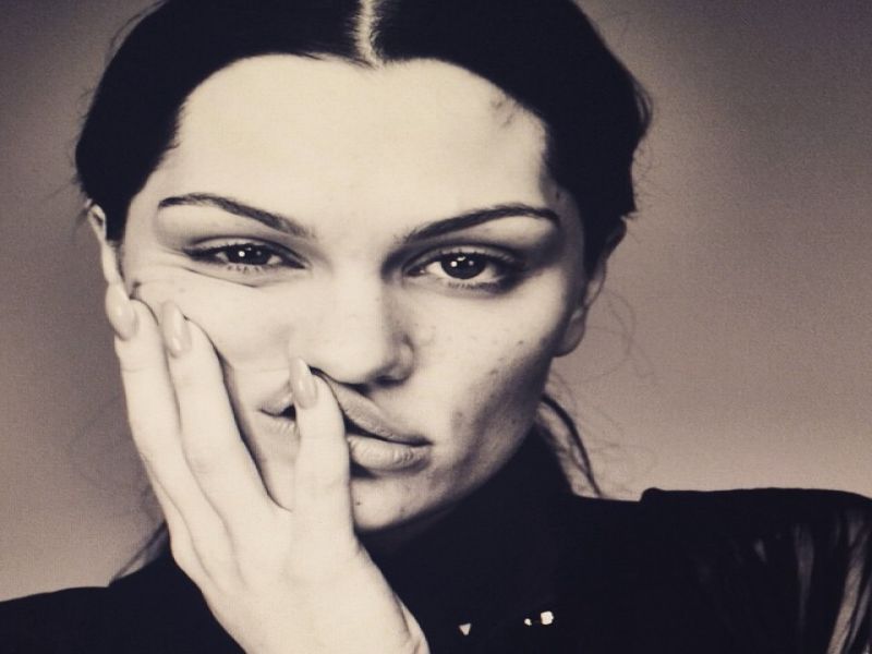 Video! Pevka Jessie J ima prav poseben talent!