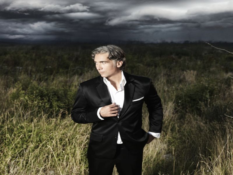 Jan Plestenjak nov album posvetil posebni prijateljici