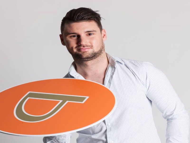 VROČE! Bo Joel iz Bara z Ivono?
