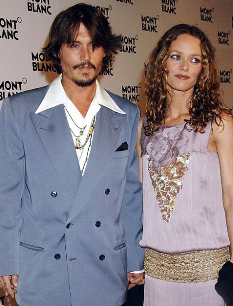 Johnny Depp: Vrnil se bo v Vanessin objem?