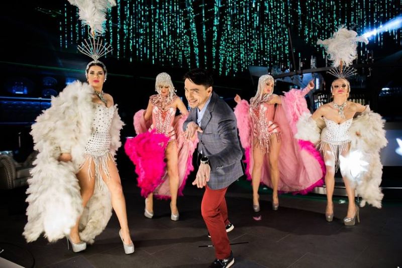 Pevec Jole predstavil videospot za razočarane moške