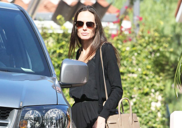 Angelina Jolie od ločitve prvič ujeta v javnosti Angelina Jolie