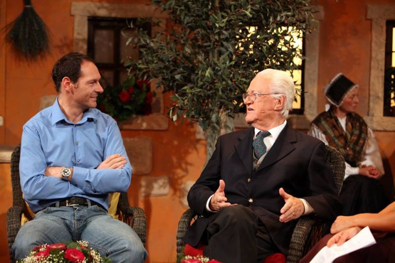 ODKRITO! Jože Potrebuješ iskreno o pogrebu Avsenika ...