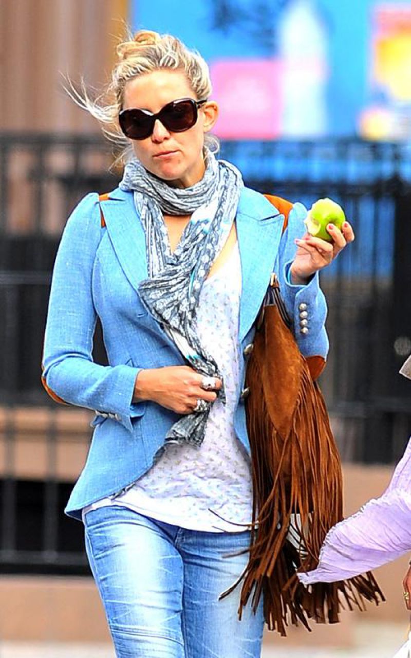 Kate Hudson: Umetne prsi ji ne pristojijo