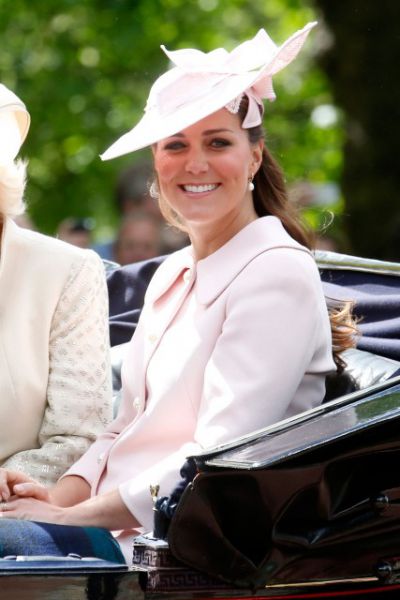 Kate Middleton odšla na porodniško
