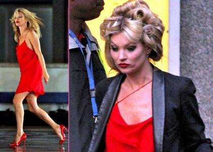 SEKSI Kate Moss osvajala kot zapeljiva dama v rdečem
