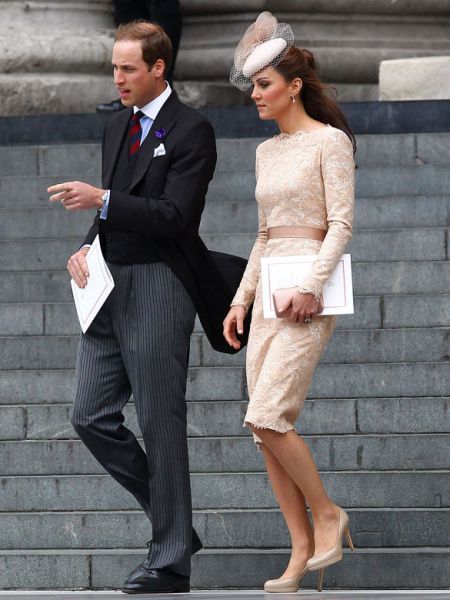 ŠOK! Kate Middleton presuha za nosečnost: Tehta le 44 kilogramov!