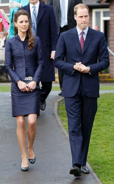 ŠOKANTNO Shujšana Kate Middleton: Vse bolj je podobna okostnjaku!