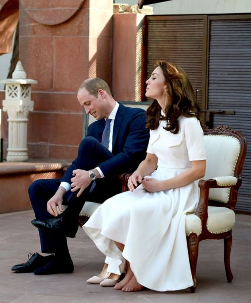 Kate Middleton ujeta brez pedikure!