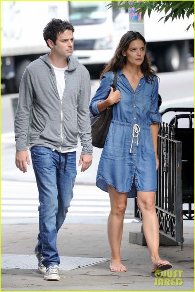 Katie Holmes: Zakaj tak kisel pogled?