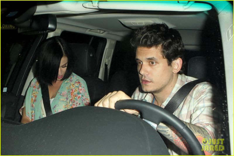 Romantični zmenek: Katy Perry in John Mayer še vedno skupaj
