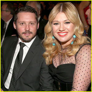 Kelly Clarkson: Samo deklica lahko povzroči vso to bruhanje!