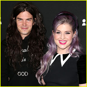 Opa! Kelly Osbourne: Doživela karibsko zaroko