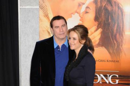ŠOKANTNO Žena Johna Travolte zaradi scientologije med porodom ne sme niti pisniti