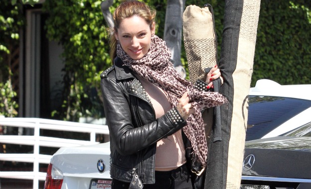 Se je Kelly Brook skrivaj poročila?!