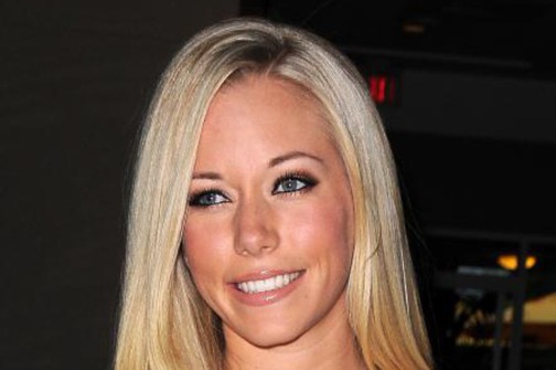 Kendra Wilkinson: Predebela sem, da bi se slekla za Playboy!