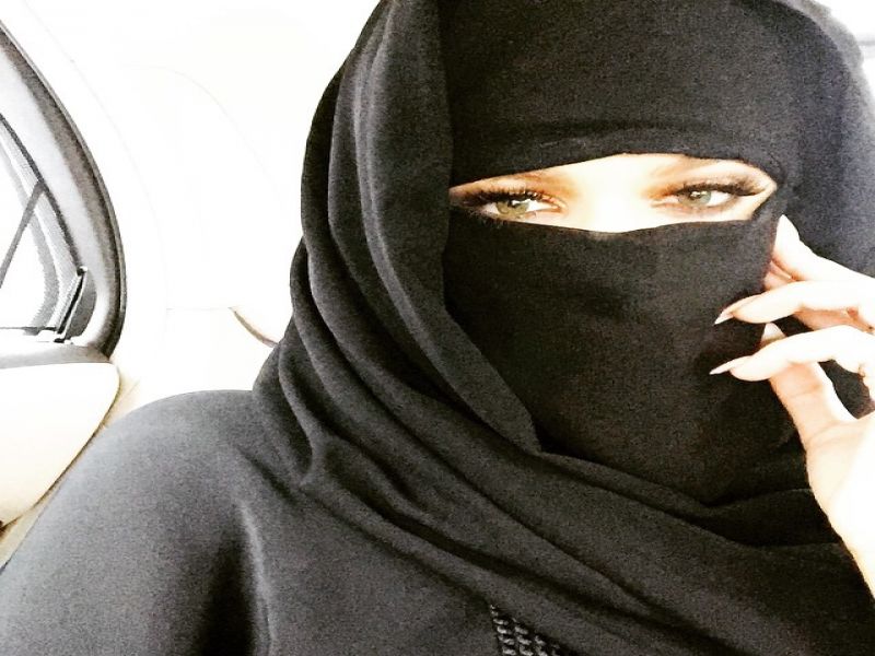 Ojoj! Khloe Kardashian s tem razjezila muslimane