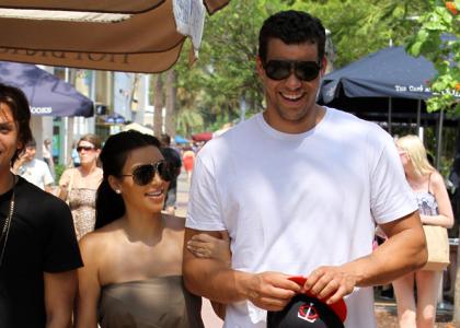 Kim Kardashian si že ogleduje poročne prstane: Se kmalu obeta poroka?!