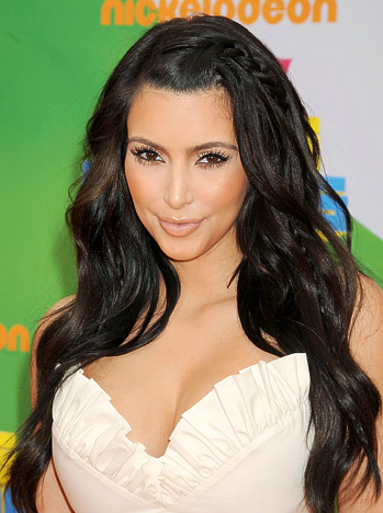 ZVEZDNIŠKI VIDEZ: 10 najlepših pričesk Kim Kardashian