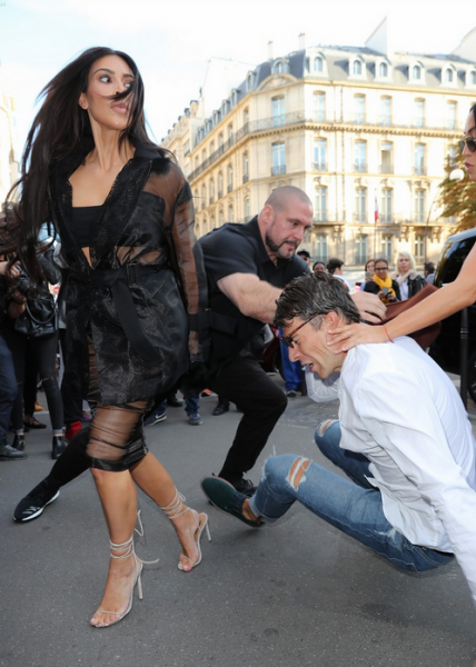 Kim Kardashian je ponovno napadel