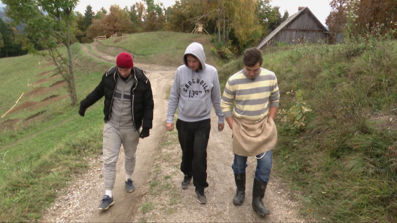 Moral je zapustiti posestvo kmetije