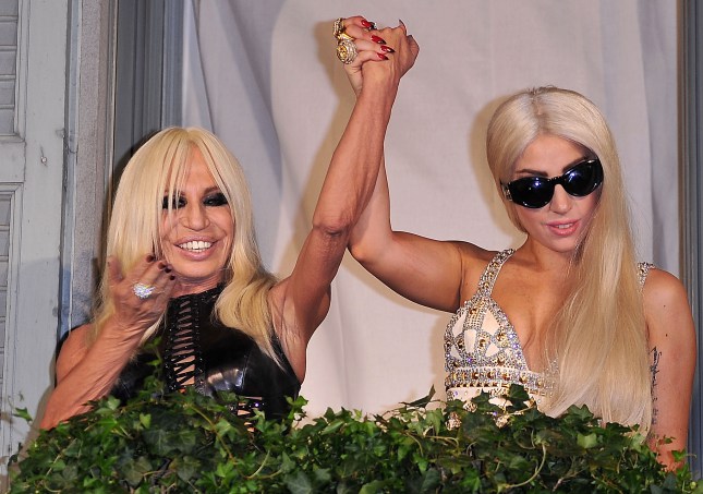 Lady Gaga: Sodeluje z modno hišo Versace