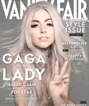 FOTO Lady Gaga z retuširanjem končno spremenili v lepotico