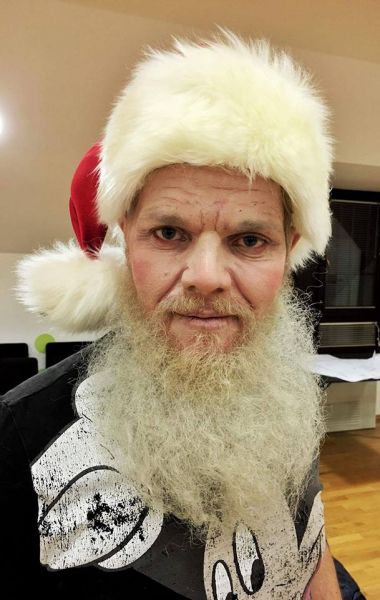 Masker naših estradnikov se je takole preobrazil