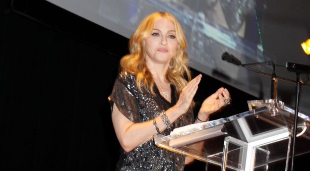 Madonna: Njen provokativni videospot lahko gledajo le polnoletni!