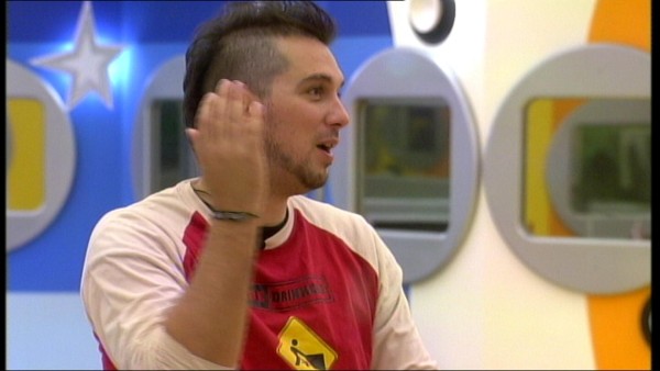 VROČE Big Brother slavnih: Hišo je zapustil Maki-najbolj dolgočasna oseba na svetu!