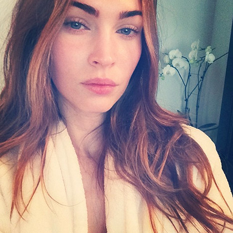 Selfie! Megan Fox: Takšna je brez vseh ličil!