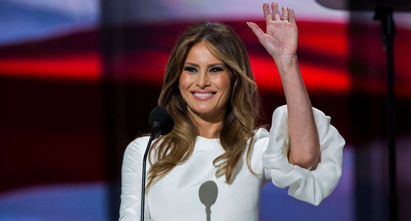 Mediji izbrskali gole fotografije Melanie Trump