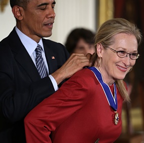 Vau! Meryl Streep dobila medaljo od Obame!