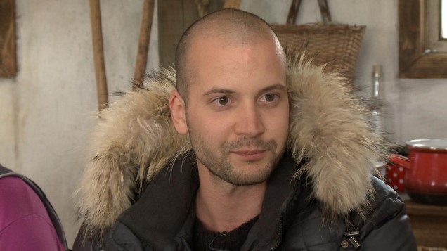 Kmetija: Nov Začetek! Nosečnost, splav, ljubosumje in homofobija