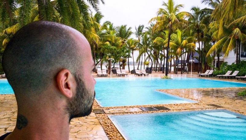 VROČE! Miha Kavčič na rajskem Mauritiusu boža Sašo Lendero!