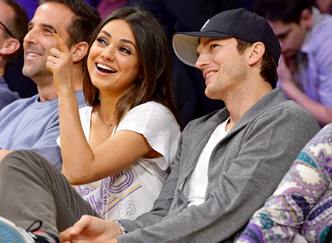 Ashton Kutcer & Mila Kunis: Bo poroka v Kensingtonski palači?