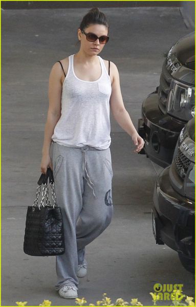 Mila Kunis: Skoraj neprepoznavna zapustila telovadnico